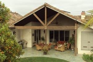 Lyn-Exterior